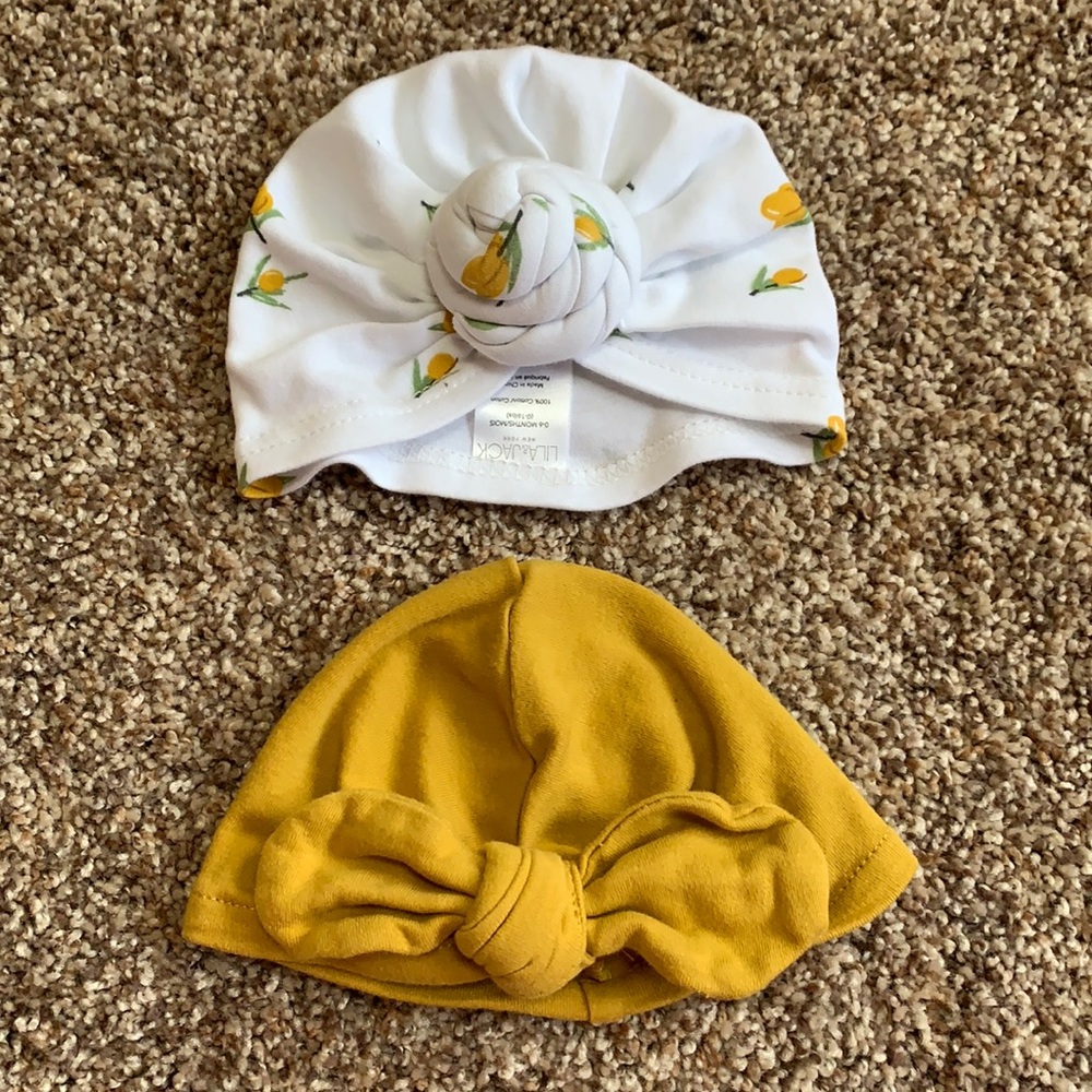 Set of 2 brand new Lila & Jack hats 0-6 months